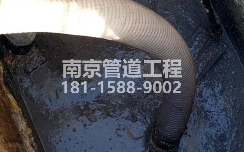 213云南路抽粪